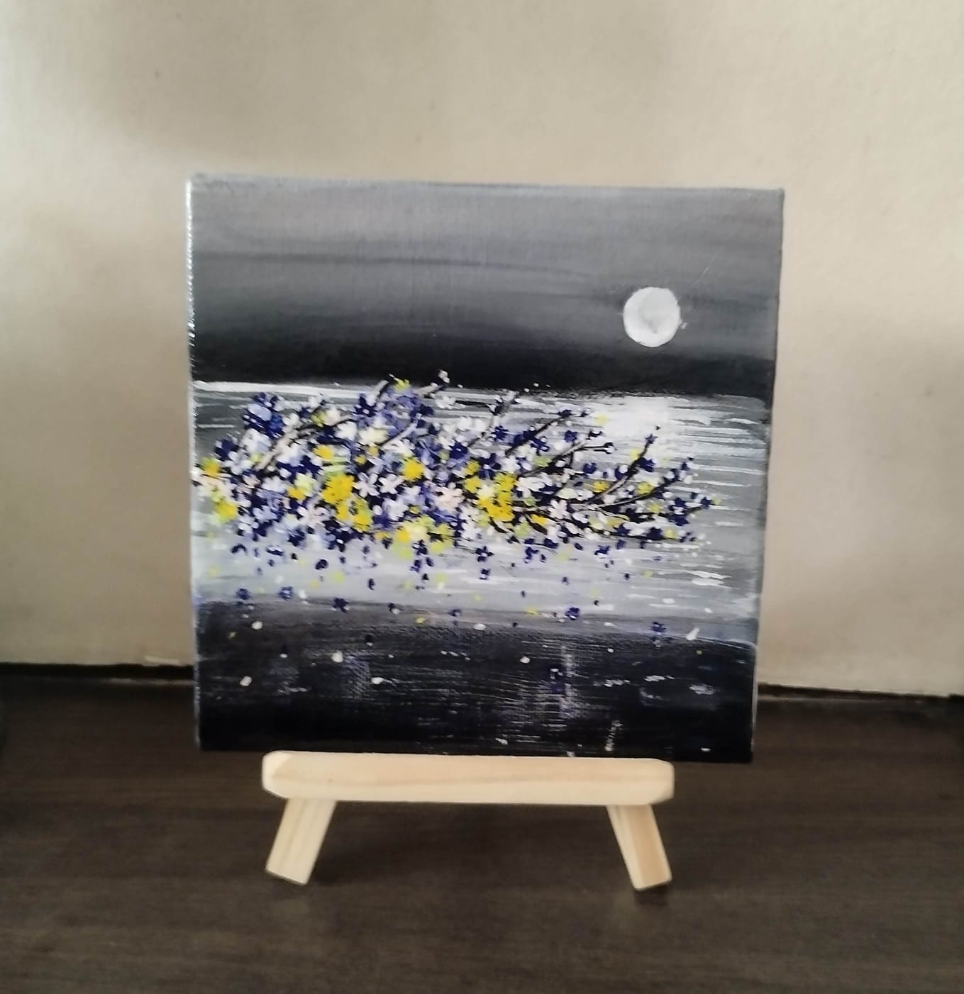 Canvas - Table Decor
